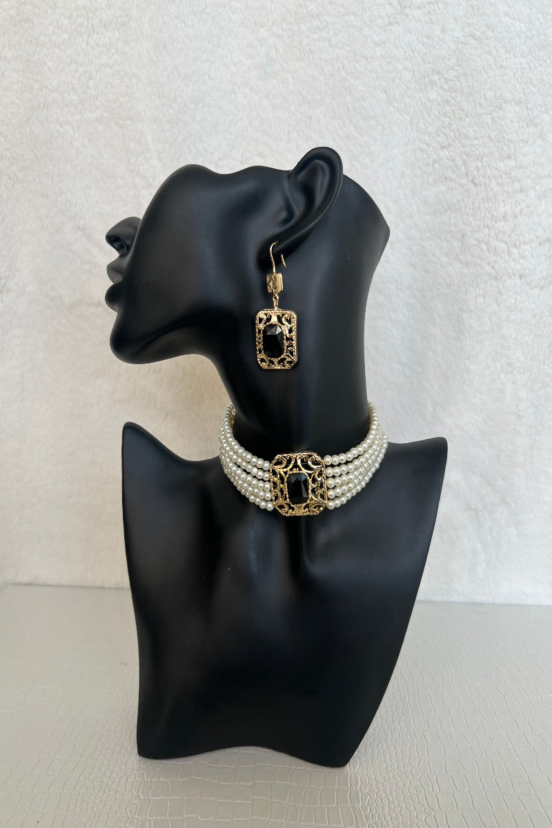 Choker set
