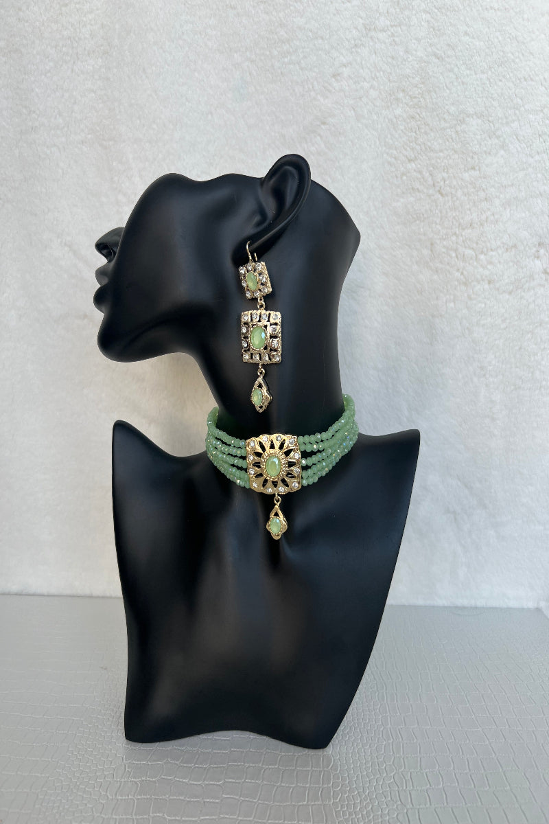 Choker set