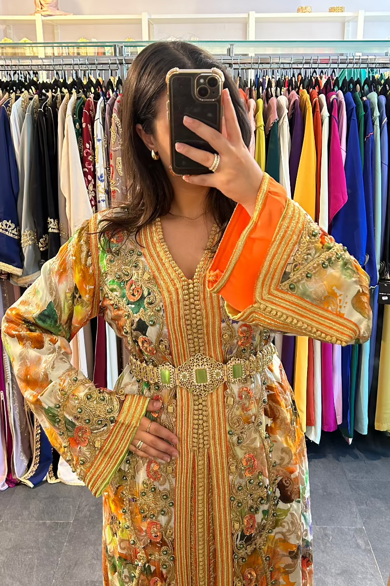 Orange Takchita