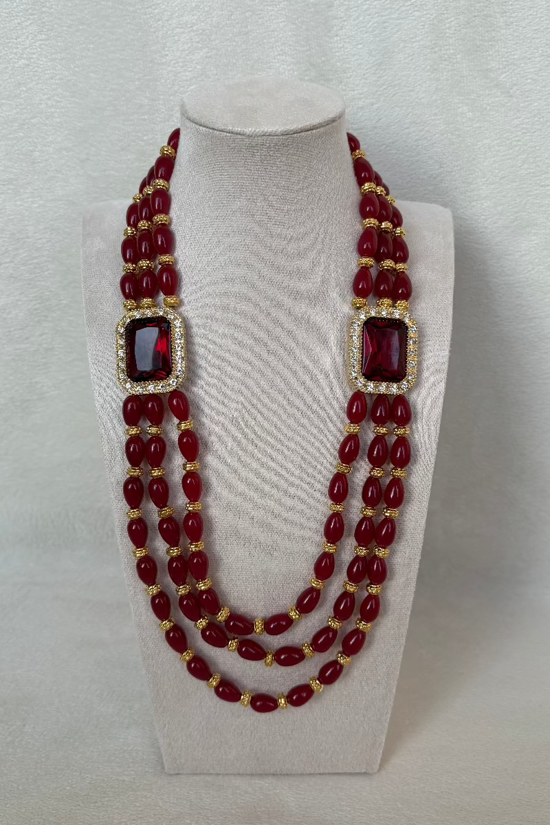 Nisa Necklace