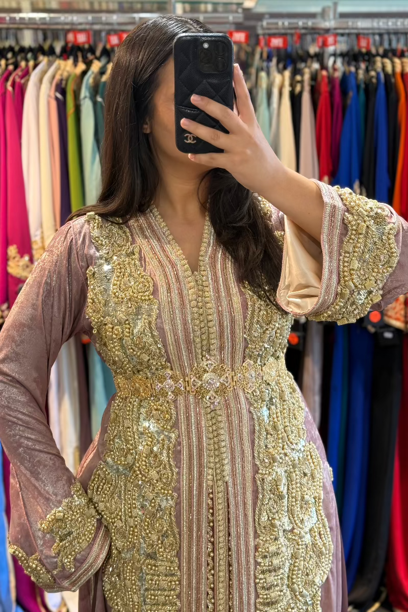 Pink Dream takchita