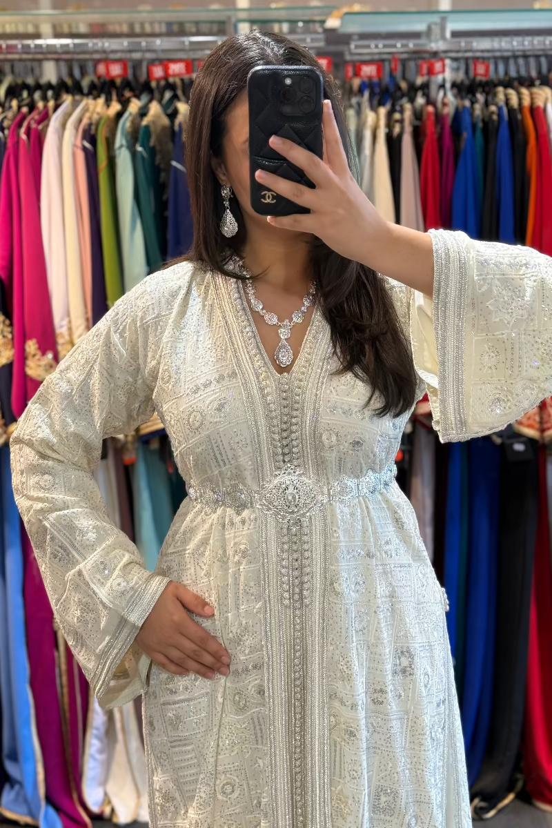 White bride Takchita