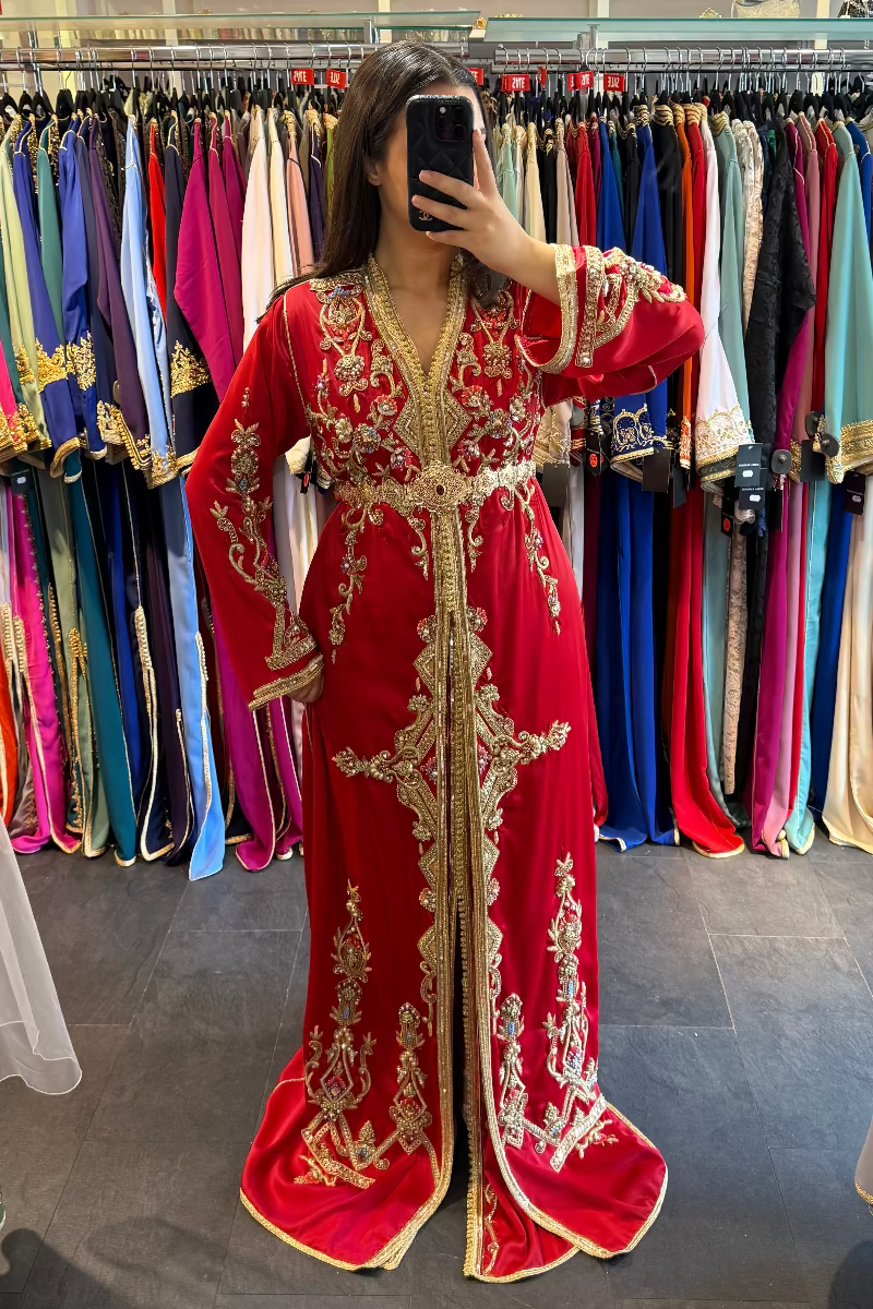 Red Ruby Takchita