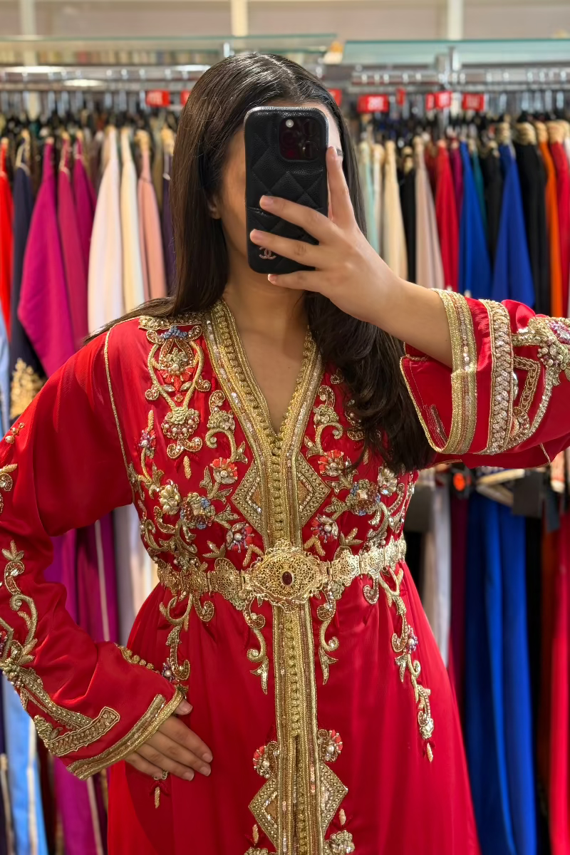 Red Ruby Takchita